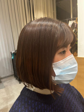 薬の選定も髪質に合わせて最低限の力でやらせて頂くので
髪も固くならず、やわからなナチュラル
ストレートヘアにできます！
ダメージが気になる方もご安心ください！ 