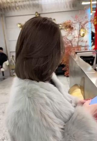 ミディアム カラー 髪質改善 SHEER. 大阪梅田【シアー】所属・村上｜髪質改善 プロデュースのヘアスタイル