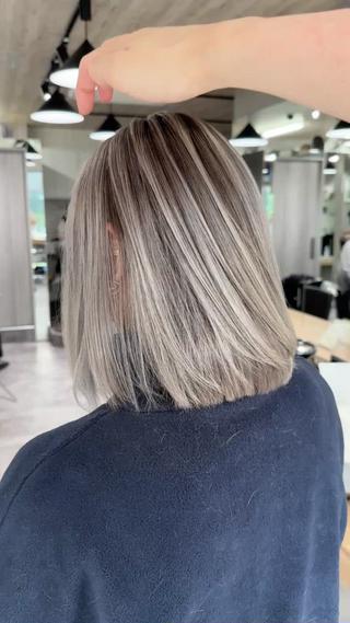 ミディアム REDEAL SHIBUYA所属・maya/レイヤー カット/ミインパーマのヘアスタイル