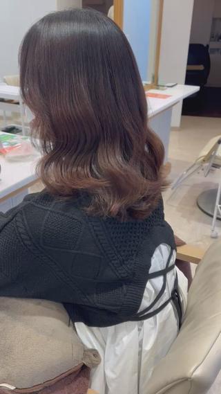 ミディアム ミタニ/髪質改善 /レイヤーカットのヘアスタイル