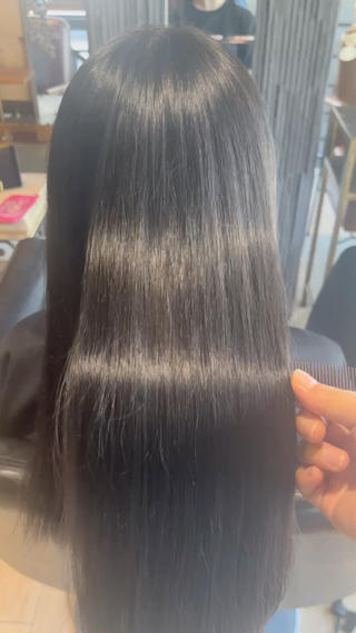 ロング よしなり あみのヘアスタイル