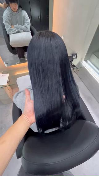 ロング 「似合わせ/髪質改善 《ワタル》」のヘアスタイル