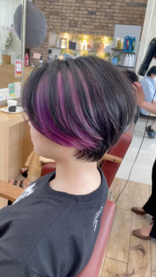 ショート カラー 💫カットパーマ💫 伊原虎太郎のヘアスタイル