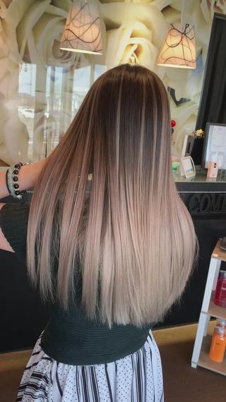 ロング カラー EARTH仙台荒井店所属・EARTH仙台荒井店 尾形  裕のヘアスタイル