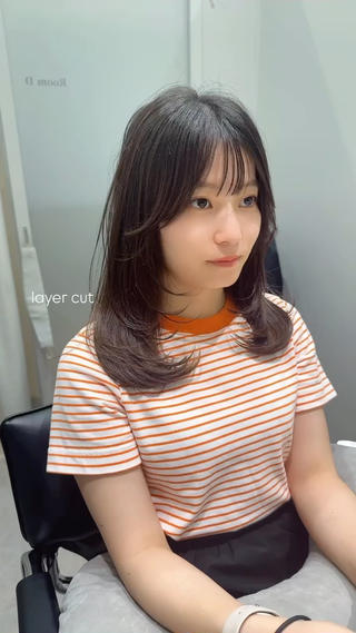 セミロング レイヤー/髪質改善カ ラ-🤍津田奈々美‎のヘアスタイル