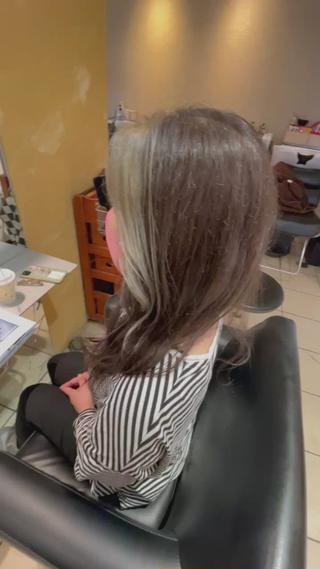 セミロング カラー NINE+/代表 ブリーチ特化型サロンのヘアスタイル
