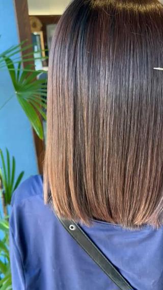 Kubu hair  Natsumuです。
水素トリートメントでうる艶髪へ！
秋の髪の毛の乾燥しやすい時期に️
Kubu hairが「こんな雰囲気になりたい！」をわかりやすくお伝えするために作ったものなので、仕上がりの参考にぜひご覧ください
もちろん実際は、お一人おひとりの髪質やライフスタイルに合わせて、オーダーメイドで似合うスタイルをご提案します
**「Kubu hairにしかできないスタイル」**を体験しに来てください！
Natsumuのページからご予約いただけます
 https://minimodel.jp/r/MPQ15px?sharefrom=app 