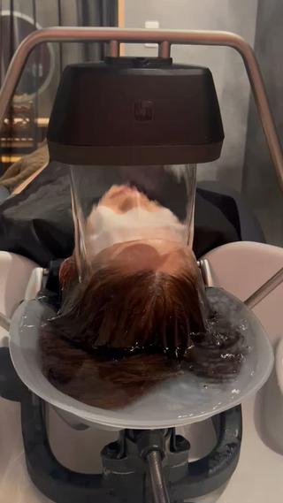 ロング ハイトーン、カラー 特化⟡.·すわ☁️のヘアスタイル