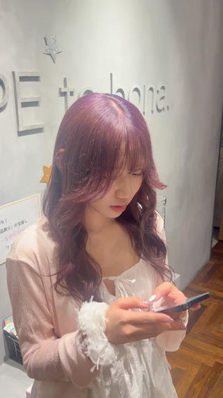 ロング ハイトーン、カラー 特化⟡.·すわ☁️のヘアスタイル