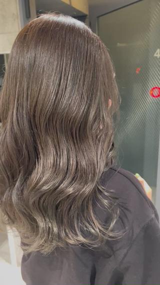 ロング カラー ブリーチなしカラー RURI🩵のヘアスタイル