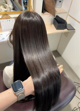 ロング 堀井 彩加のヘアスタイル
