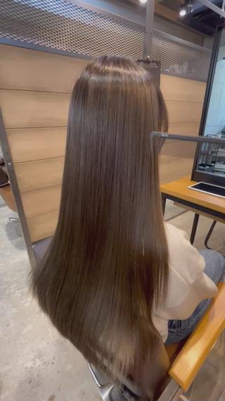 高濃度水素ULTOWAトリートメントでしっとり柔らかく艶感のある髪に仕上げます