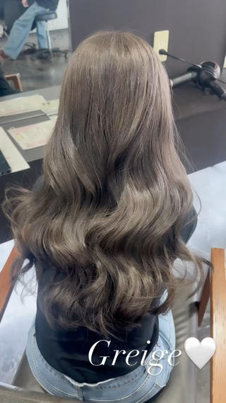ロング amy .のヘアスタイル