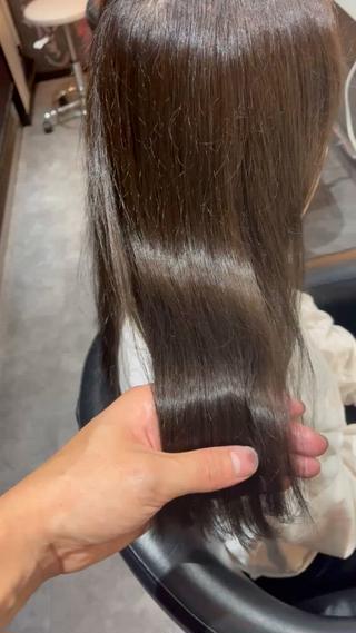 カラー Sparks hair所属・グリ モンのヘアスタイル