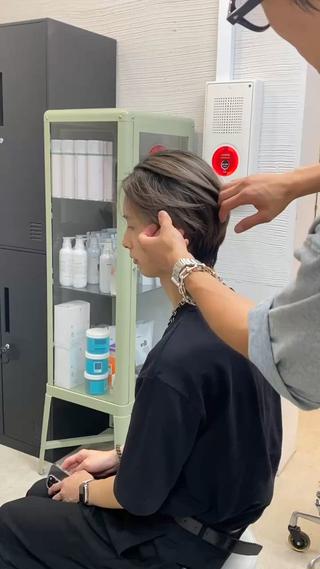 ショート カラー メンズ ハイライト、レイヤー カット/西梅田/中西のヘアスタイル