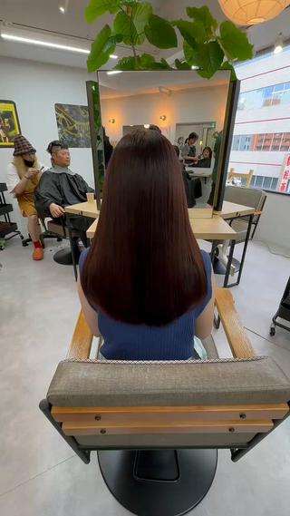 髪質改善トリートメント
ツヤ髪
ストレートヘア