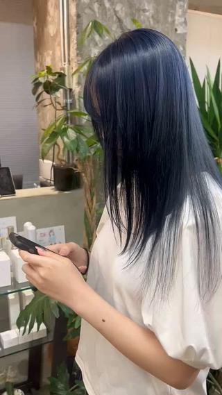 ロング サワムラ ソナタのヘアスタイル