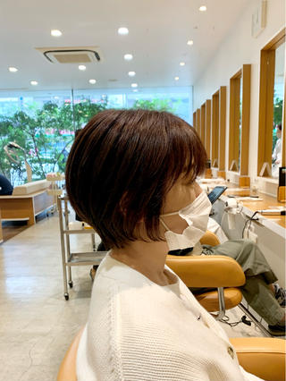 丸みとシルエット可愛いショート＾＾

幅広い年齢層の方に合います♪

お客様に合わせて似合うショートを提供致します＾＾ 
