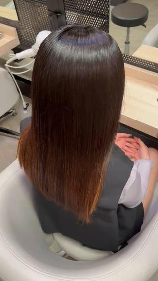 ロング 縮毛•ハイトーン Runaのヘアスタイル