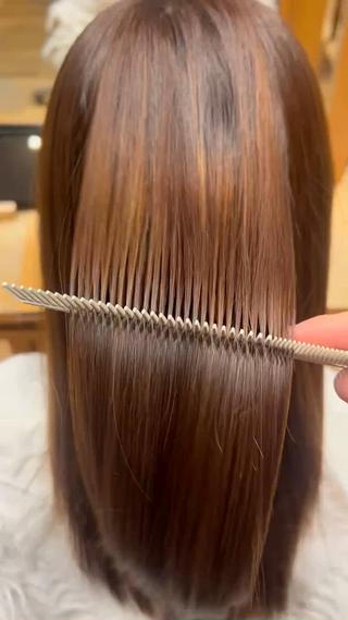 セミロング きょうか 縮毛矯正モデル募集中のヘアスタイル