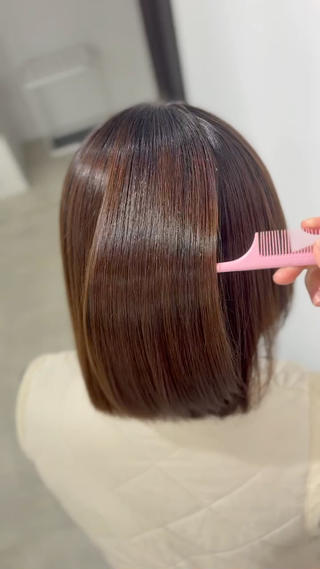 ツヤツヤサラサラの自然な縮毛矯正