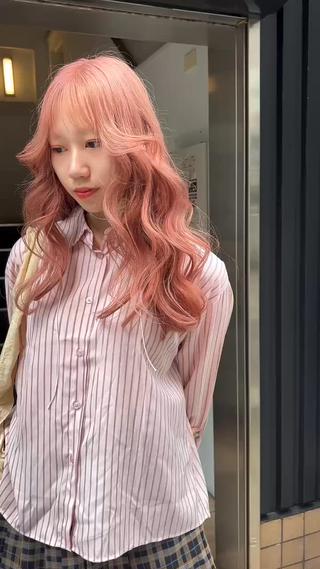 ロング カラー 遠田 優那のヘアスタイル