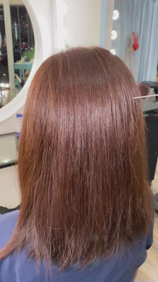 ミディアム カラー 山﨑 燦人のヘアスタイル