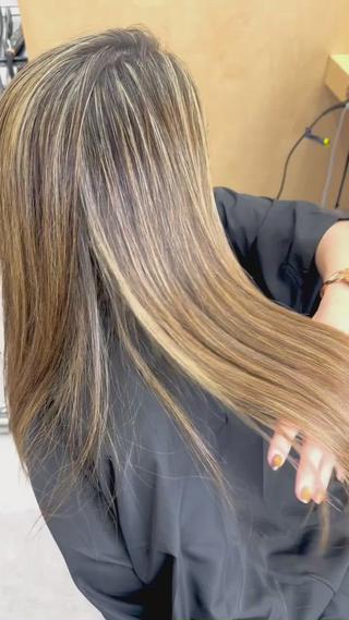 ロング モテ髪💛美髪矯正 ✨艶髪特化🫧山根のヘアスタイル