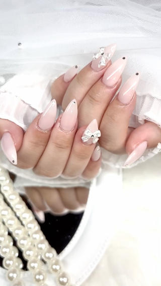 ネイル 🩰fein. hana🫧のネイルデザイン