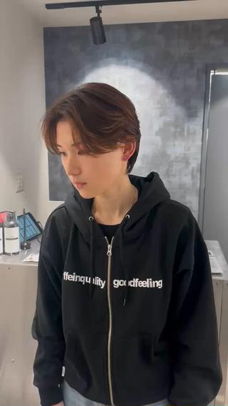 ミディアム パーマ メンズ SALOWIN 原宿 iori所属・💈センターパート パーマ特化💈雄太のヘアスタイル