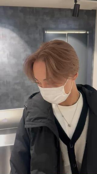 ミディアム カラー メンズ SALOWIN 原宿 iori所属・💈センターパート パーマ特化💈雄太のヘアスタイル