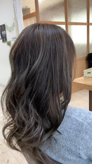 ロング カラー Lien 深井店のヘアスタイル