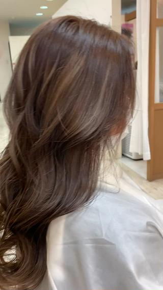 ロング カラー Lien 深井店のヘアスタイル
