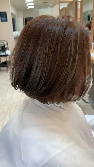 ショート カラー Lien 深井店のヘアスタイル