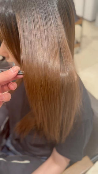 セミロング カラー パーマ ヘアアレンジ VIVIE【ヴィヴィ】所属・髪質改善/韓国風 レイヤー/田村祐樹のヘアスタイル