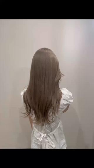 セミロング カラー Y Uのヘアスタイル