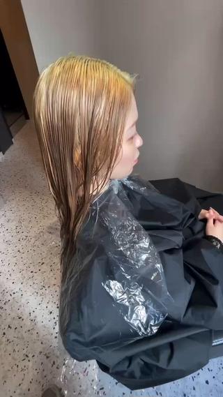 ロング Y Uのヘアスタイル