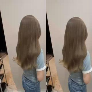 セミロング Y Uのヘアスタイル