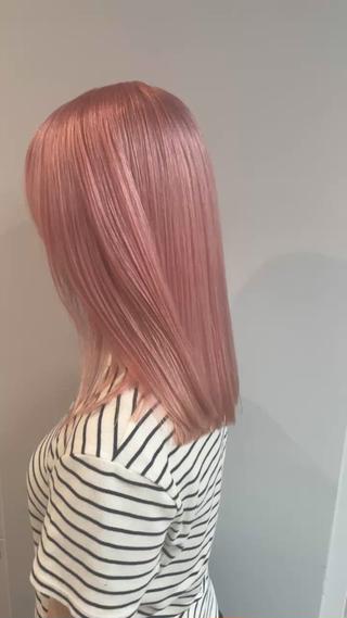 ミディアム 山浦司颯/ カラー/レイヤーのヘアスタイル