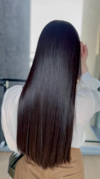 ロング JYO 髪質改善専門家のヘアスタイル