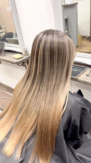 ロング カラー バレイヤージュモデル 募集中宮本宗嵩のヘアスタイル