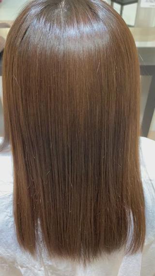 セミロング 髪質改善美容師 鈴木のヘアスタイル