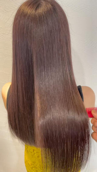 ロング 小顔カット✨ 透明感カラーのヘアスタイル