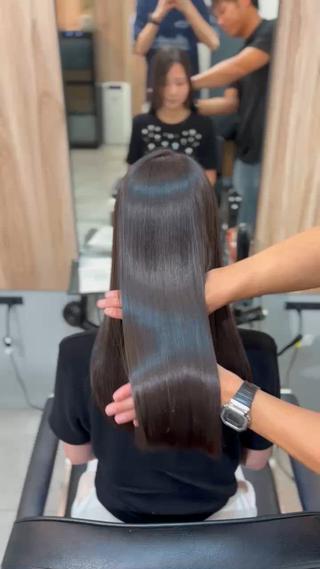 ミディアム ioe三宮 髙見海斗のヘアスタイル