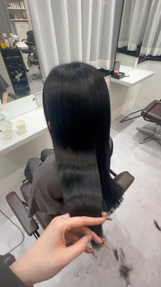 ロング 韓国風✨髪質改善✨ 縮毛矯正✨松浦知奈美のヘアスタイル