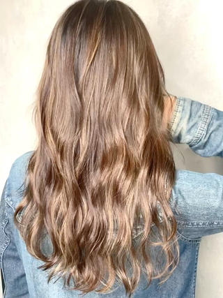 ロング カラー 岡崎勇人/レイヤー/ 韓国/ケラチンTRのヘアスタイル