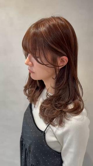 ロング カラー 大人レイヤー& 透明感カラー💄のヘアスタイル