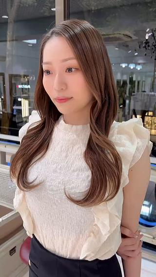 ロング 髪質改善/グレージュ サラサ🩶ᩚのヘアスタイル