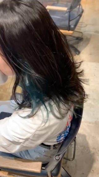 ショート カラー 吉沢遣人/レイヤー 艶カラー/パーマのヘアスタイル