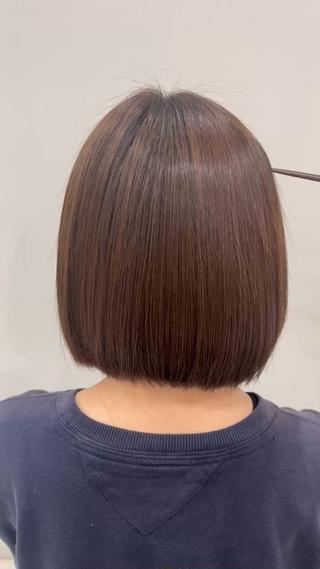 この方はカット無し髪質改善ストレート+髪質改善パウダートリートメントのみです
ボブでも艶が大切です️